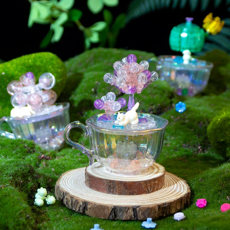 Mini Block Building Crystal Succulent Plants with Animals Cactus - Tiny Particle Assembly DIY Handmade Gift with Led Light
