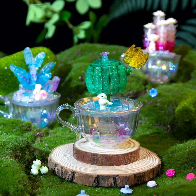 Mini Block Building Crystal Succulent Plants with Animals Cactus - Tiny Particle Assembly DIY Handmade Gift with Led Light
