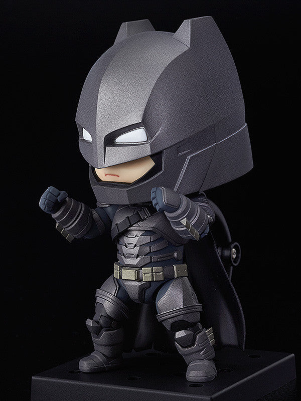 goodsmile 628 batman justice fighting mode